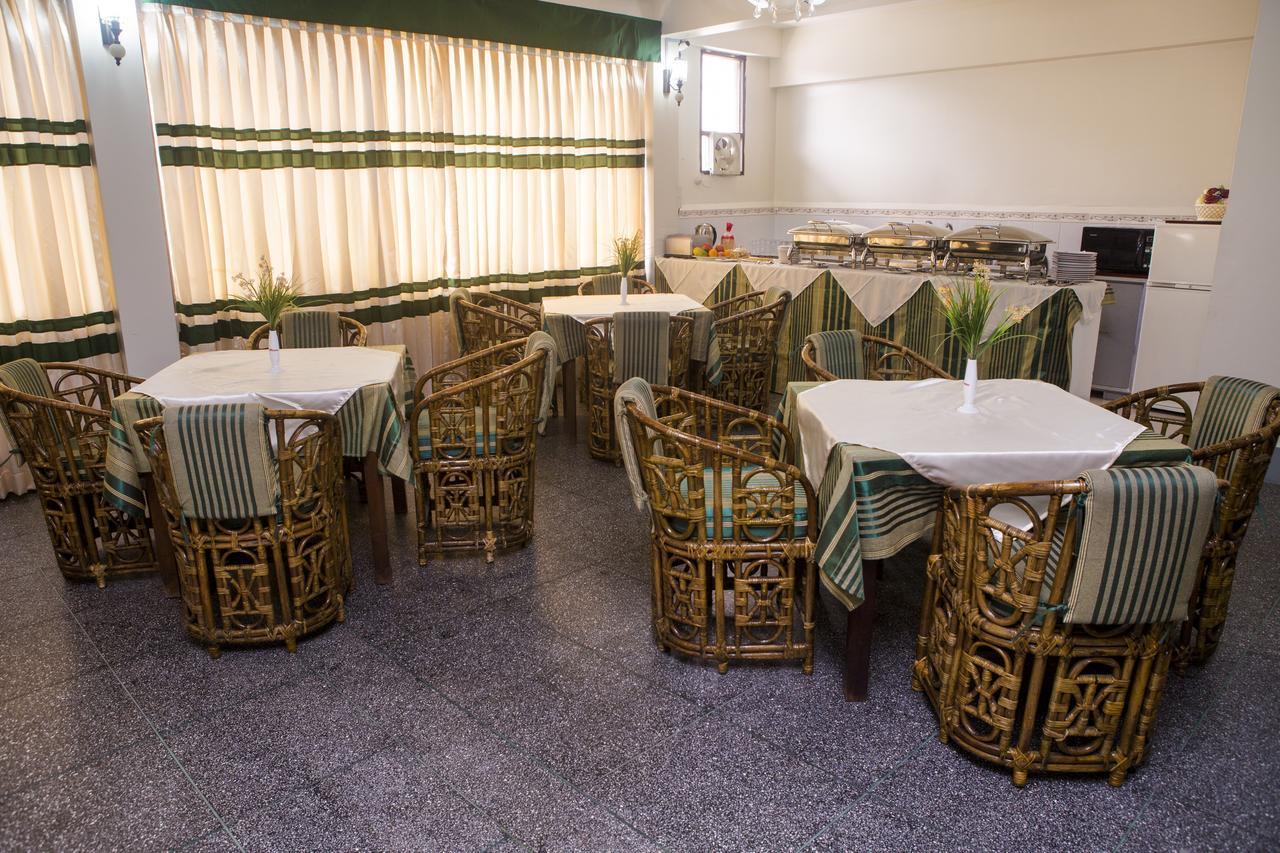 Meridian Hotel & Restaurant Dakhin Kattali Exterior photo
